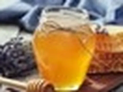 Vì sao mật ong có thể để hàng nghìn năm mà không hỏng?