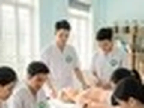Công nhận đúng đặc thù để y học cổ truyền Việt Nam bứt phá