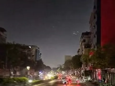 EVN Hà Nội nói gì về việc một số khu vực mất điện giữa đêm?