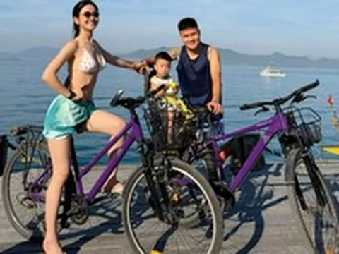 Chu Thanh Huyền khoe chân dài thẳng tắp, vóc dáng nóng bỏng chuẩn gái một con" mòn con mắt bên Quang Hải