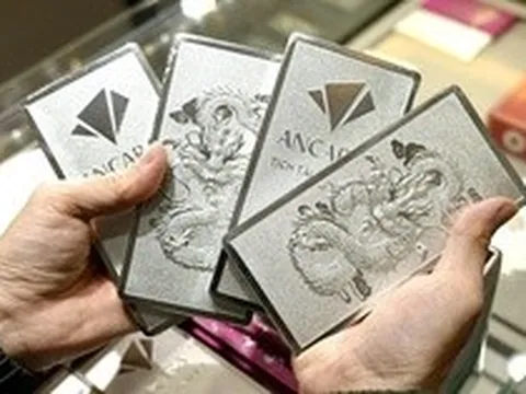 Giá bạc hôm nay 30-5: Lỗ gần 500 triệu đồng vì mua bạc lúc đỉnh, nên chờ tiếp hay cắt lỗ?