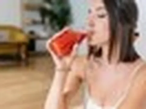 Thức uống giảm cân, dưỡng nhan giá rẻ: Chuyên gia Nhật chỉ cách uống nước ép cà chua để "đốt mỡ" gấp đôi, da láng mịn sau 1 tuần