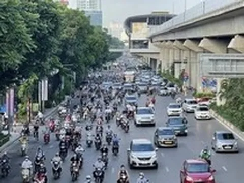 Trung tướng Nguyễn Thanh Tùng: Đề nghị thành phố đặt hàng doanh nghiệp sản xuất xe điện chở hàng
