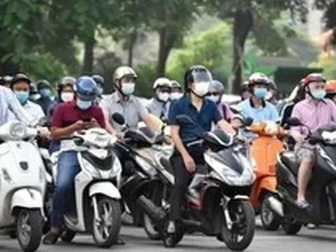 Hà Nội: Mức hỗ trợ 5 triệu đồng chuyển đổi xe xăng sang xe điện còn thấp