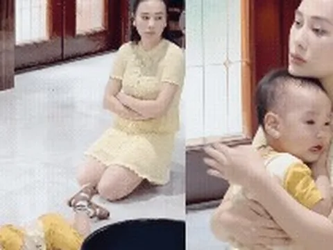 Cặp song sinh nhà Phương Oanh bước vào khủng hoảng tuổi lên 2, vừa khóc vừa ăn vạ khiến mẹ bỉm hoa mắt chóng mặt