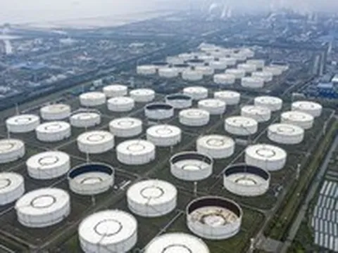 Trung Quốc đang 'cứu' giá dầu thế giới
