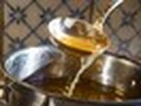 Phốt pho và kali trong máu tăng vọt, suy thận sau 2 tuần uống 1 loại canh