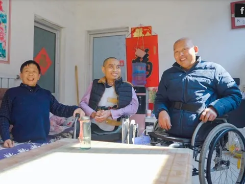 Người đàn ông bị cắt đôi cơ thể và hành trình 22 năm hồi sinh khiến thế giới sửng sốt