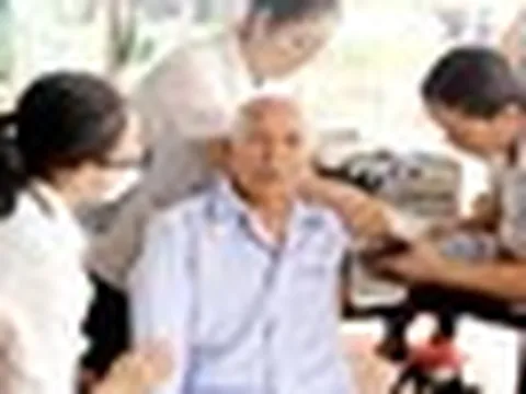 Lãnh đạo TPHCM yêu cầu khám sức khỏe toàn dân không chạy theo thành tích