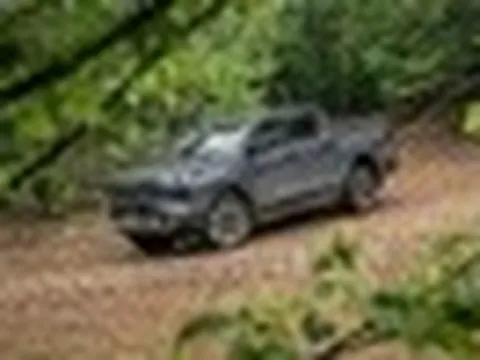Bán tải thuần điện Toyota Hilux BEV lộ thông số gây thất vọng về tầm hoạt động