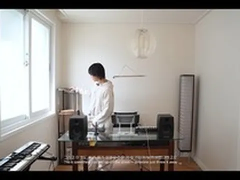 Mỹ nam showbiz U40 sống độc thân trong cơ ngơi sang chảnh, bình yên như một khu nghỉ dưỡng