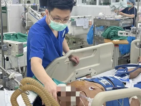 Điện giật ngừng tim, bệnh nhân được cứu sống nhờ ép tim liên tục