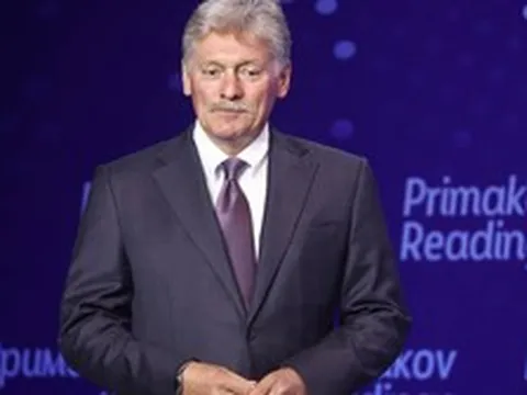 Người phát ngôn Điện Kremlin vạch trần làn sóng phi đô la hoá, cảnh báo sự suy yếu của đồng bạc xanh 'không thể tránh khỏi'