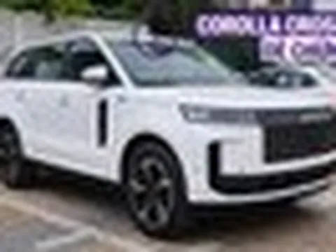 Jaecoo J5 sắp lắp tại Việt Nam dễ được nâng cấp vận hành: Động cơ hybrid mới mạnh hơn, có V2L như xe điện, thêm tính năng ADAS