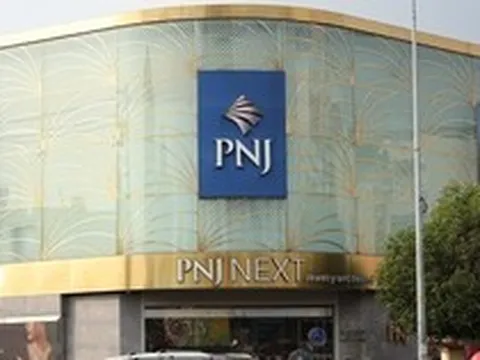 PNJ chính thức rớt khỏi nhóm DN tỷ USD, gia đình Chủ tịch và loạt quỹ ngoại mất hàng trăm tỷ