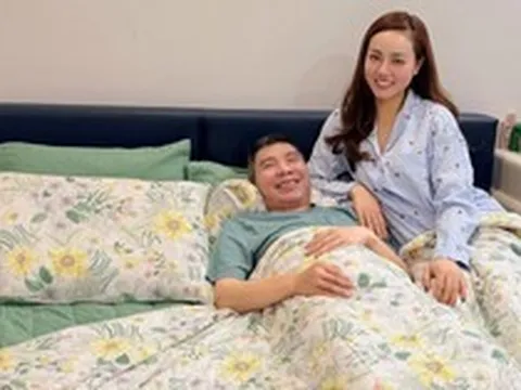 Vợ kém 15 tuổi NSND Công Lý nói thẳng: "Chồng ốm cả nước biết, số khổ cả nước hay"