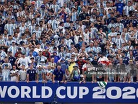 Giữa tranh cãi trọng tài World Cup thiên vị Argentina, Chủ tịch liên đoàn bóng đá AFA bất ngờ bị FBI điều tra