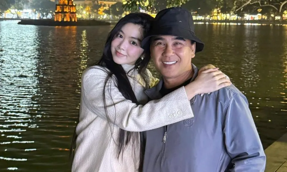 Lọ Lem liên tục làm 1 hành động trước cửa phòng mỗi tối, MC Quyền Linh phát hiện chỉ biết thốt lên 4 chữ